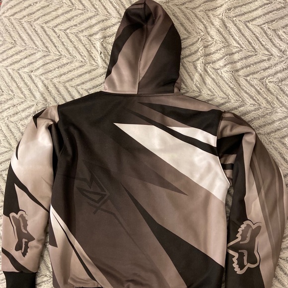 Large Fox Jacket - Picture 2 of 8